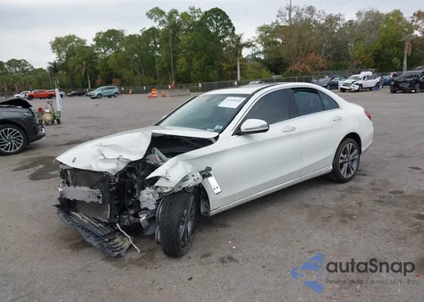 2019 Mercedes-Benz C 300 from USA, damaged, VIN 55SWF8DB1KU310034
